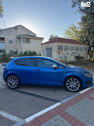 מודעת רכב סיאט לאון