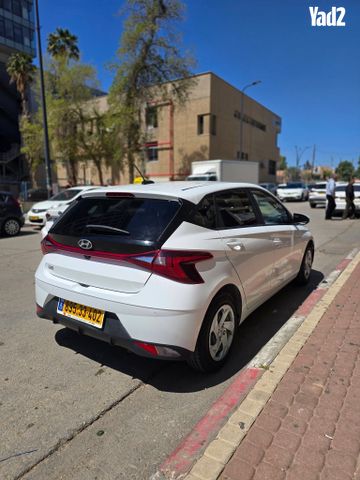 מודעת רכב יונדאי i20