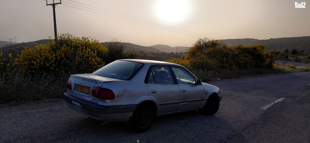 מודעת רכב טויוטה קורולה