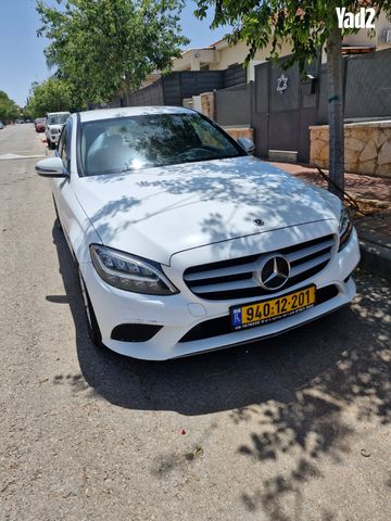 מודעת רכב מרצדס-בנץ C-class