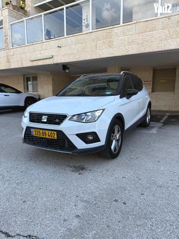 מודעת רכב סיאט ארונה
