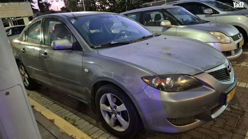 מודעת רכב מאזדה 3