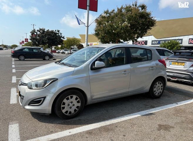 מודעת רכב יונדאי i20