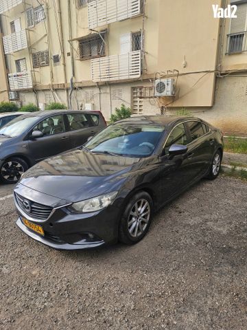 מודעת רכב מאזדה 6