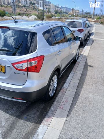 מודעת רכב סוזוקי קרוסאובר