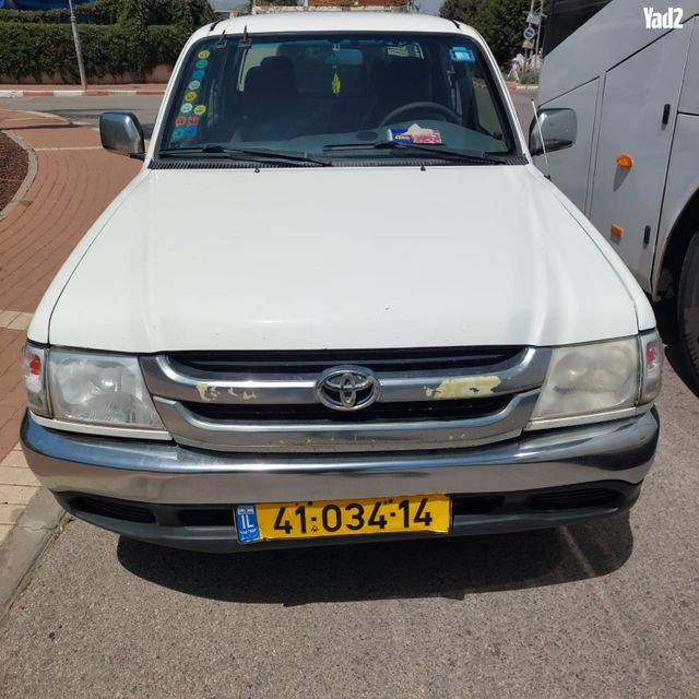 מודעת רכב טויוטה היילקס