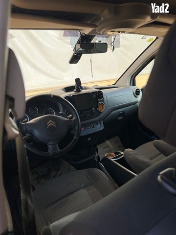 מודעת רכב סיטרואן ברלינגו