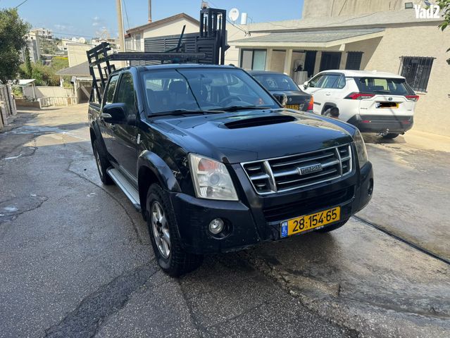מודעת רכב איסוזו די-מקס