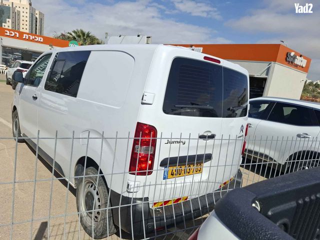 מודעת רכב סיטרואן ג'אמפי 3