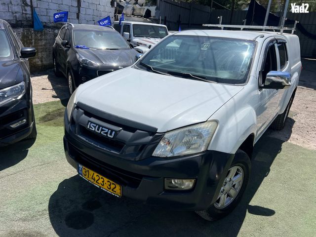 מודעת רכב איסוזו די-מקס