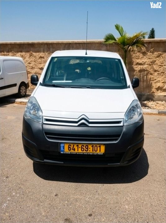 מודעת רכב סיטרואן ברלינגו