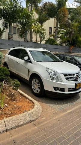 מודעת רכב קאדילק SRX