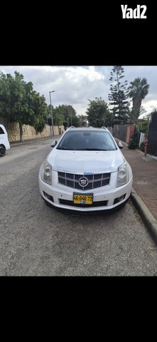 מודעת רכב קאדילק SRX