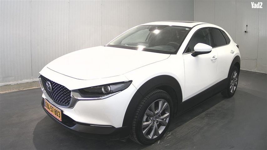 מודעת רכב מאזדה CX-30