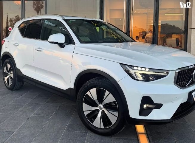 מודעת רכב וולוו XC40