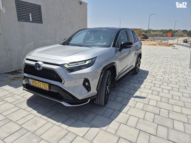 מודעת רכב טויוטה RAV4