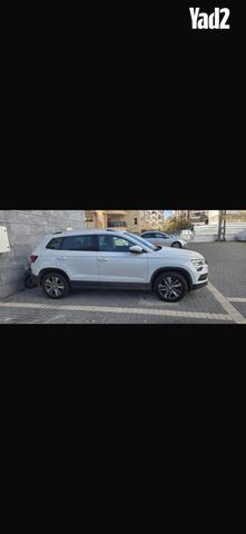 מודעת רכב סקודה קארוק