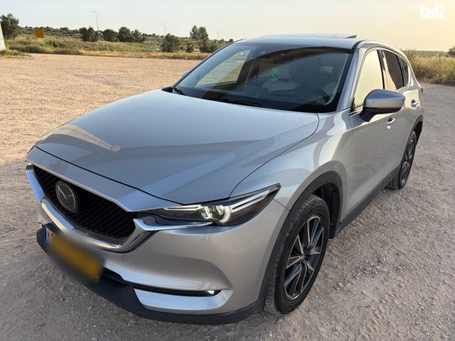 מודעת רכב מאזדה CX-5