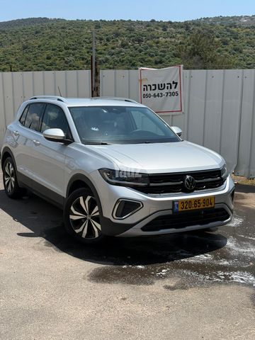 מודעת רכב פולקסווגן T-קרוס
