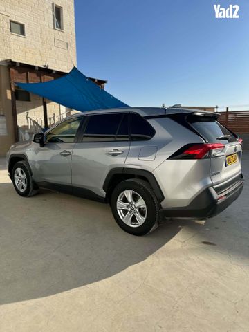 מודעת רכב טויוטה RAV4
