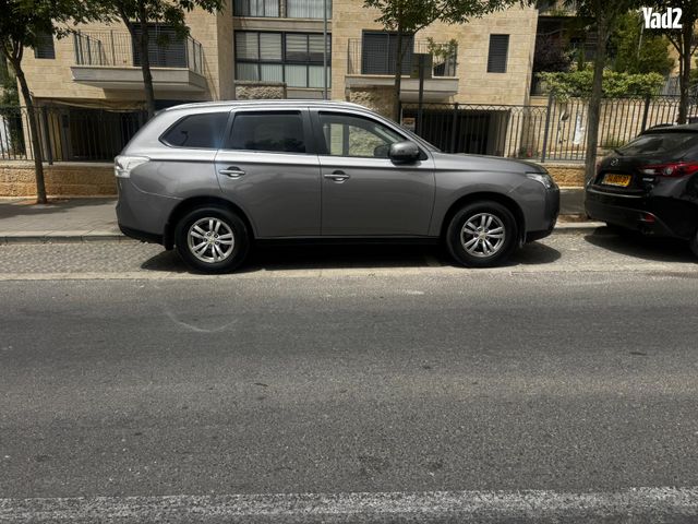 מודעת רכב מיצובישי אאוטלנדר