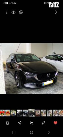 מודעת רכב מאזדה CX-30