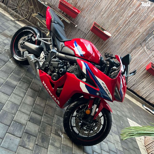 מודעת רכב הונדה CBR650R