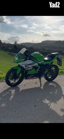 מודעת רכב קאוואסאקי נינג'ה 250R