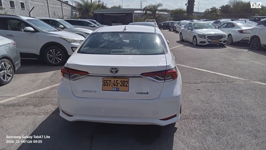 מודעת רכב טויוטה קורולה 2