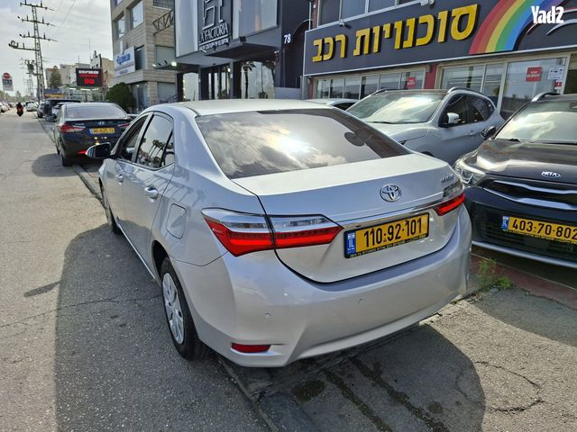 מודעת רכב טויוטה קורולה