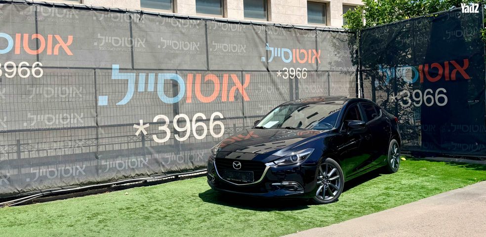 מודעת רכב מאזדה 3