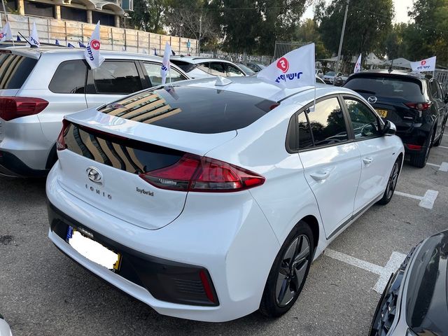 מודעת רכב יונדאי איוניק 3