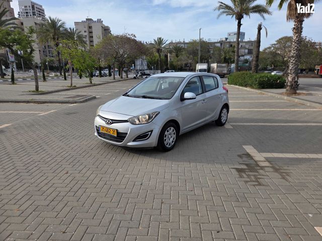 מודעת רכב יונדאי i20