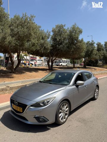 מודעת רכב מאזדה 3