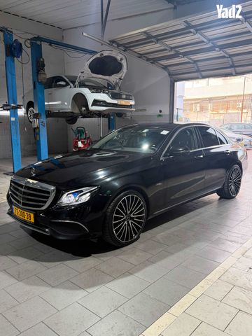 מודעת רכב מרצדס-בנץ E-class