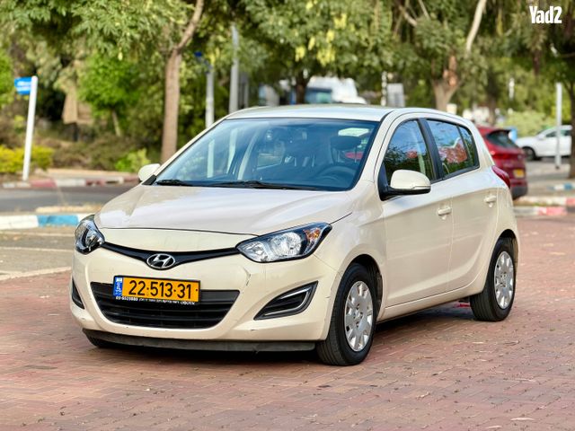 מודעת רכב יונדאי i20