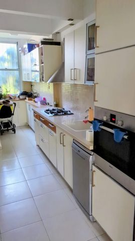 בני משה 11