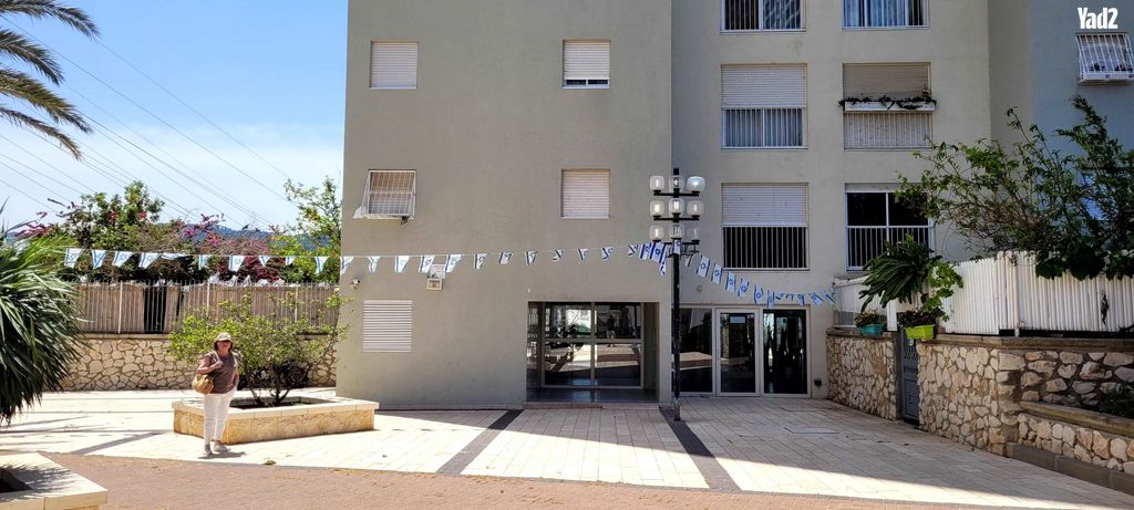 התפוז 33