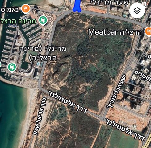 מגרשים