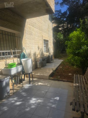 דו משפחתי למכירה במבשרת ציון (תיווך) — 2