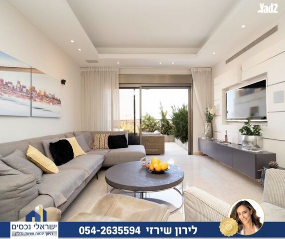 מתחם 200