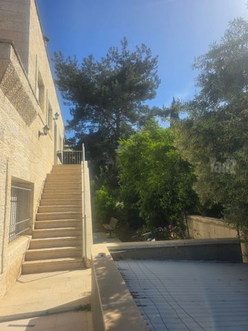 דו משפחתי למכירה במבשרת ציון (תיווך) — 4