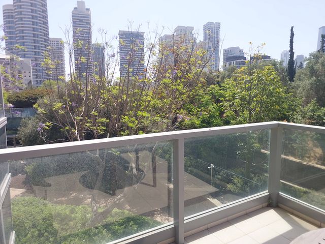 דירה למכירה בתל אביב יפו (תיווך) — 2