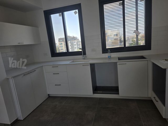 דירה למכירה בתל אביב יפו (תיווך) — 2
