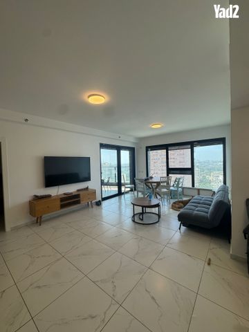 שכונת בן גוריון, מרכז העיר ג'