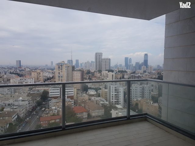 דירה, שכונת יהלום, מרכז העיר ב, רמת גן