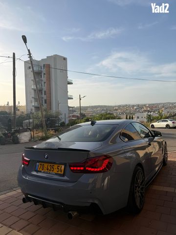 מודעת רכב ב מ וו סדרה 4