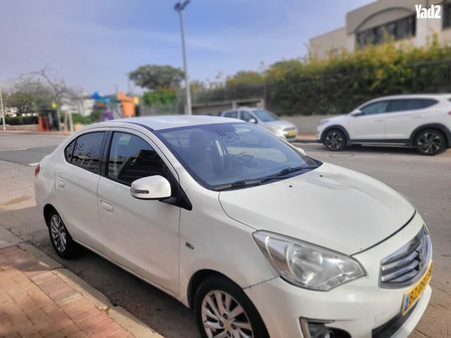 מודעת רכב מיצובישי אטראז'