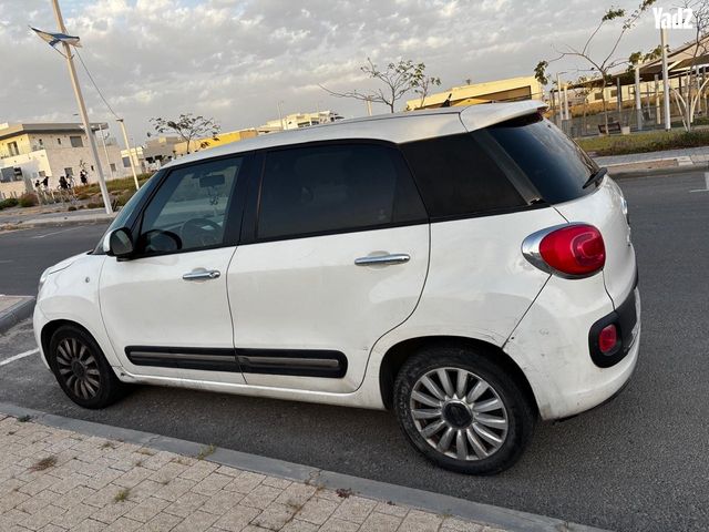 מודעת רכב פיאט 500L