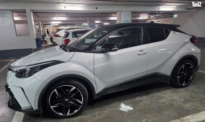 מודעת רכב טויוטה C-HR